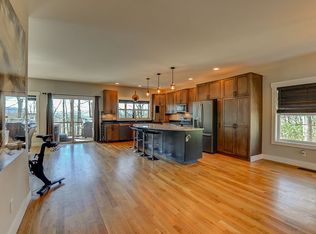 186 River Rock Rd, Horse Shoe, NC 28742