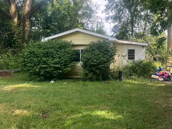 3008 W 27th St, Muncie, IN 47302