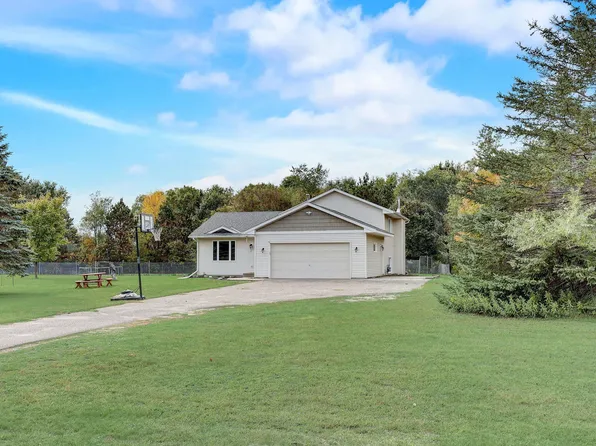 31426 104th St, Princeton, MN 55371