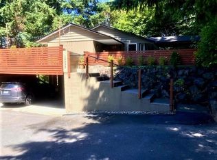 16035 25th Ave SW, Seattle, WA 98166