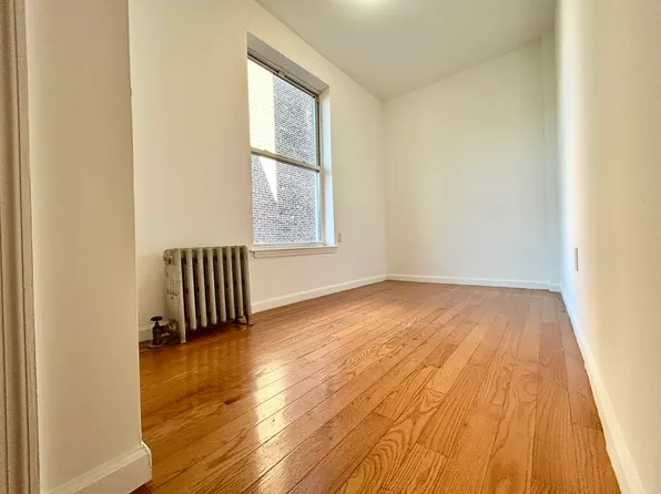 41 East 7th Street image 10 of 16