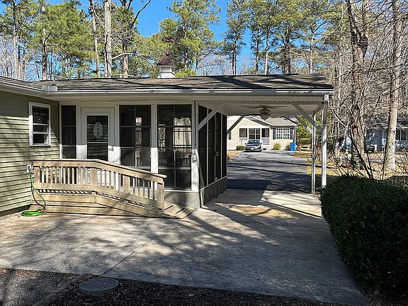 Back Patio/Carport