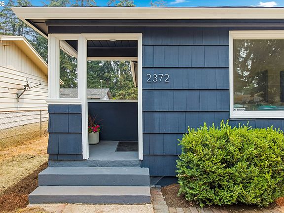 3rd image of 2372 SE 141st Ave