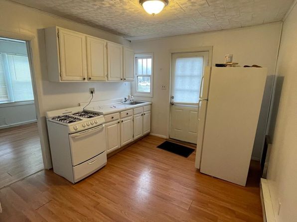 22 Maple Ave N #2, Loch Sheldrake, NY 12759