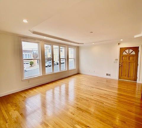 2nd image of 4127 Kirkham St #4127