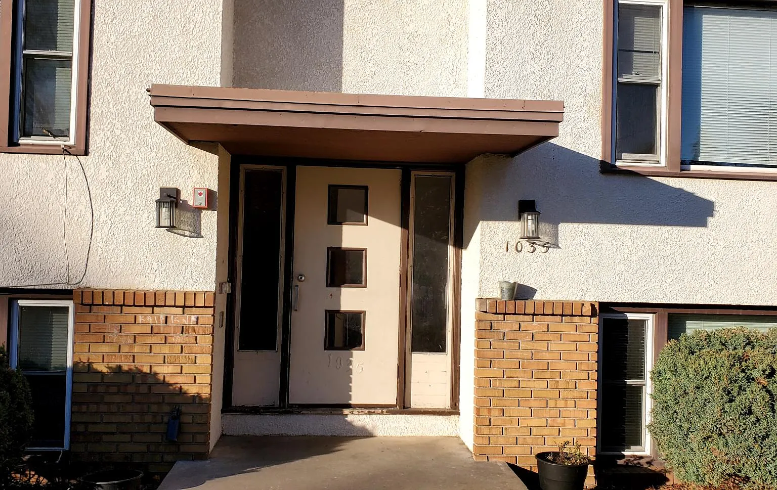 2 bed, 850 sqft, $1,250 — Photo 2