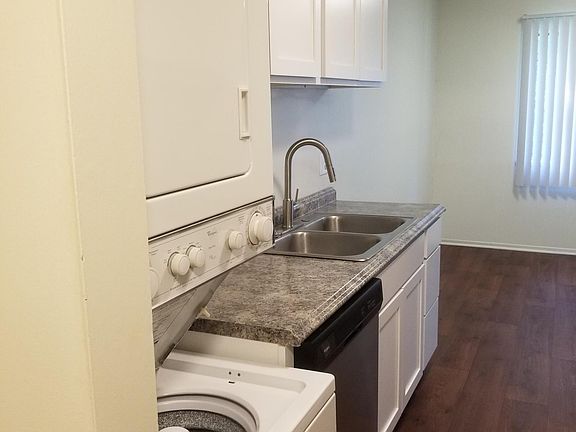 5th image of 1427 Natalie Ln APT 108
