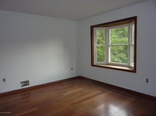 228 Bear Medicine Cir, Effort, PA 18330