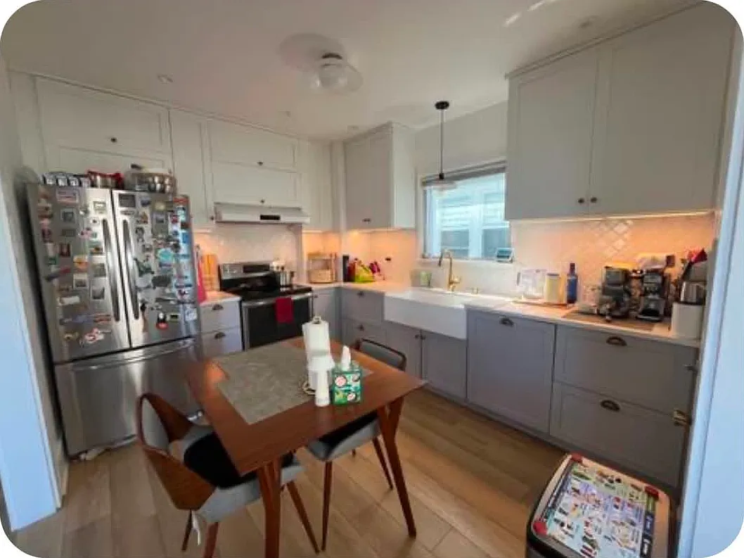 3 bed, 1.5 bath, 2220 sqft, $1,300 — Photo 2