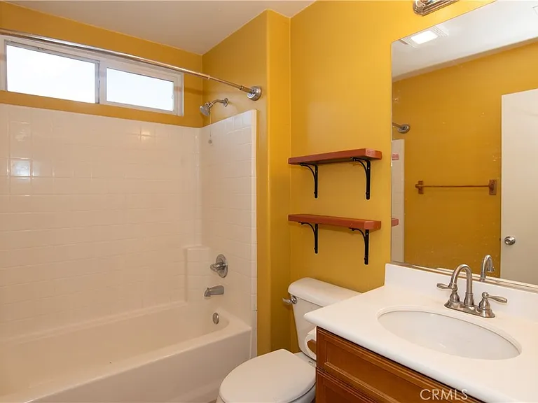619 W Avenue H13 — Photo 53