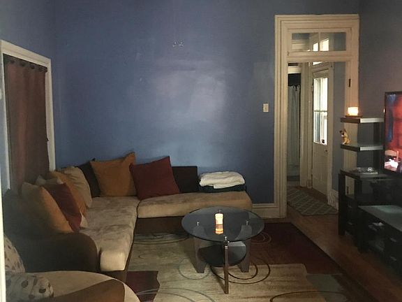 4th image of 1303 Sidney St #A