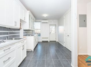 843 Kent Ave APT 2R, Brooklyn, NY 11205