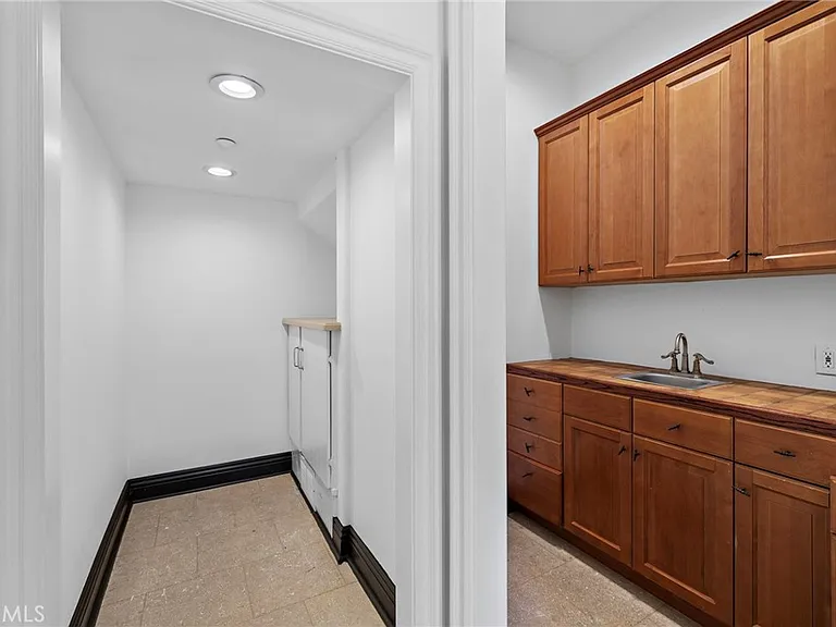 1316 Beverly Grove Pl — Photo 30