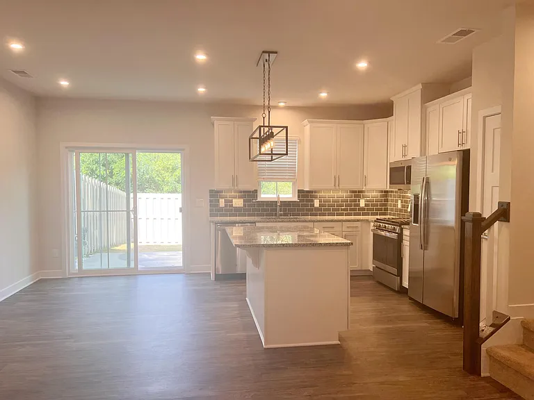 131 Lilywood Ct — Photo 10