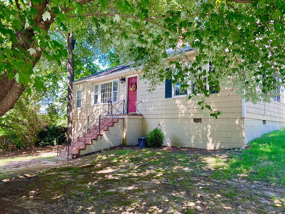 1st image of 304 Amy Dr