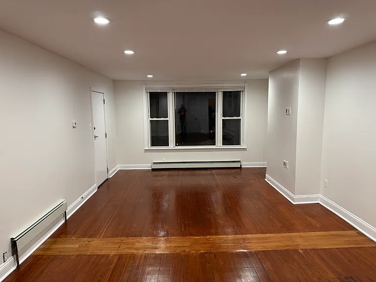 546 Walnut St #1 — Photo 6