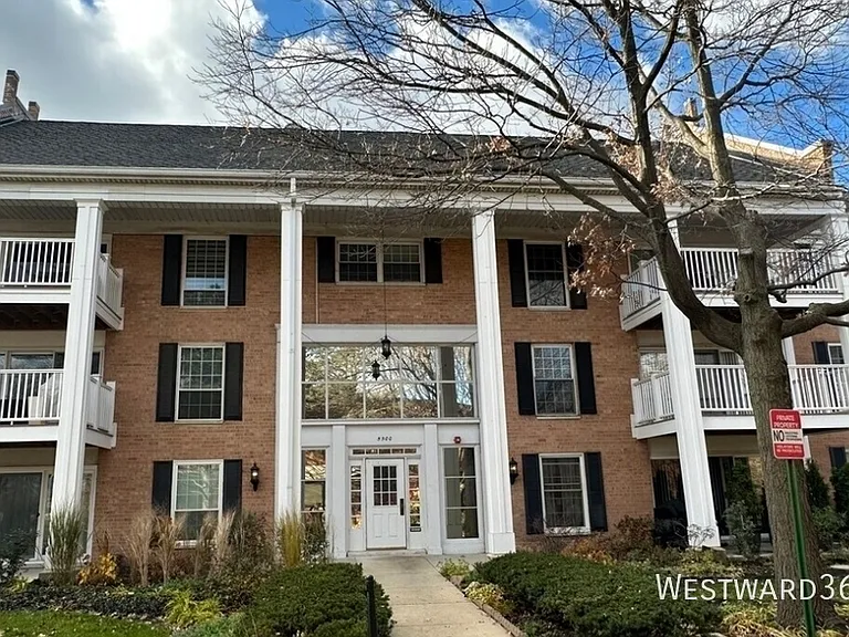 5501 Carriage Way Dr #315 — Photo 3