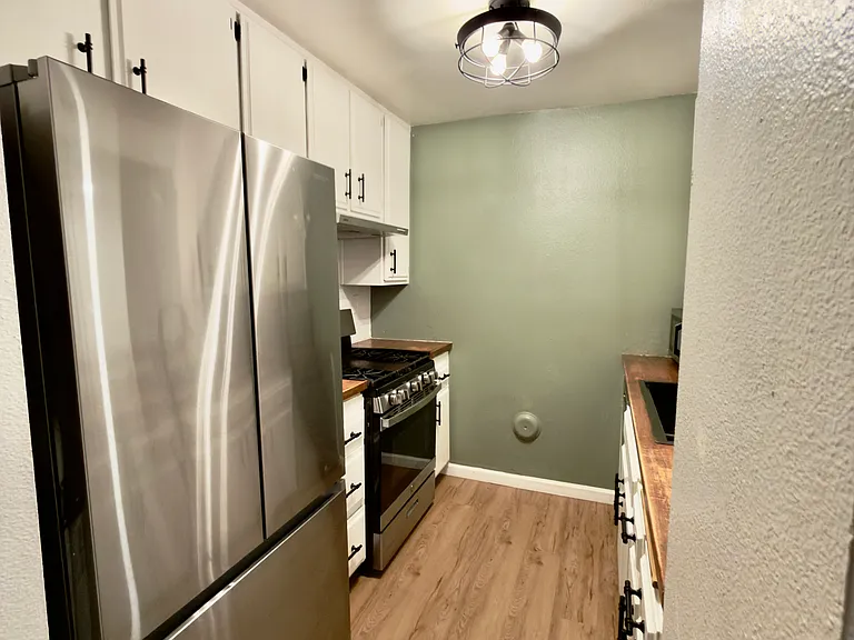 7334 Quill Dr — Photo 6