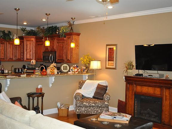 5th image of 230 James Longstreet Blvd