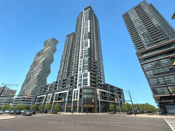 510 Curran Pl #808, Mississauga, ON L5B 0J8