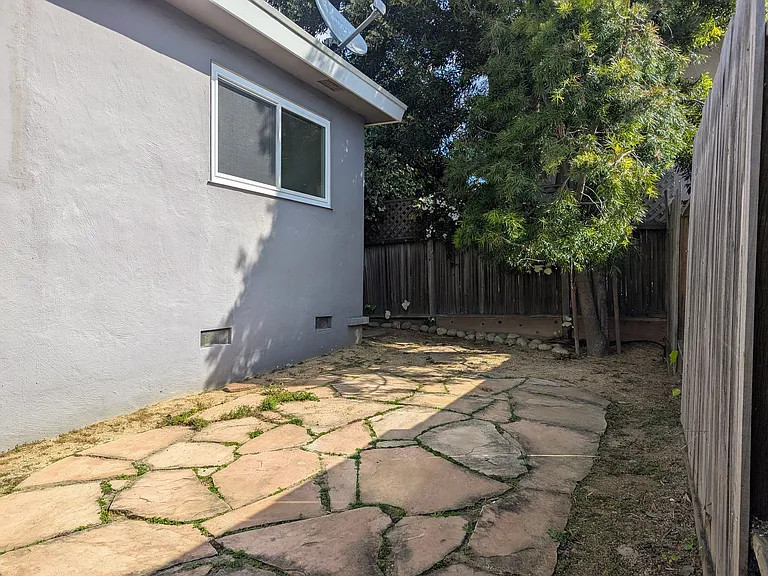 1025 Ranchito Ct — Photo 18