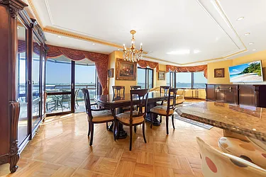 Sold by Daniel Saat, LREB