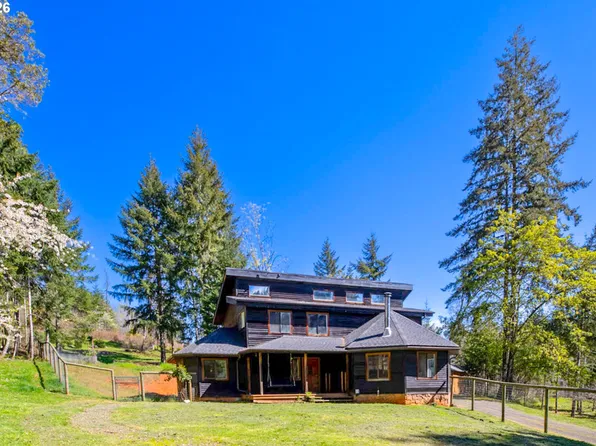 24691 Hall Rd, Cheshire, OR 97419