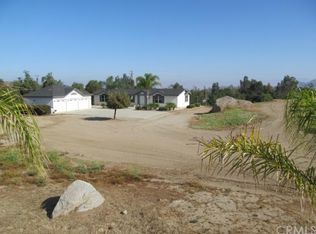 23755 Dorcas Ln, Nuevo, CA 92567