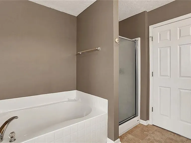 8081 Tasman Dr — Photo 30