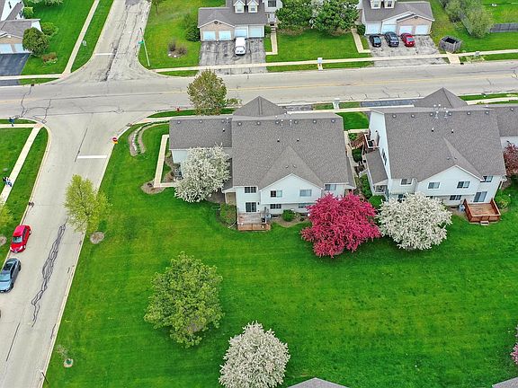 5th image of 12 W Acorn Ln #12
