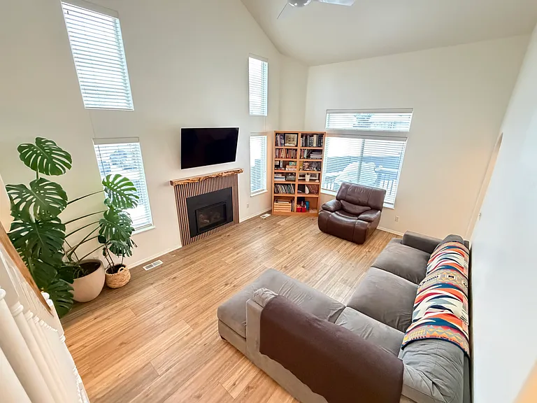 6725 Queens View Cir — Photo 9