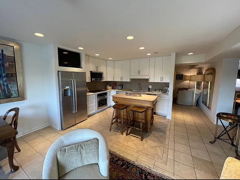 637 Battery Pl #1 — Photo 29