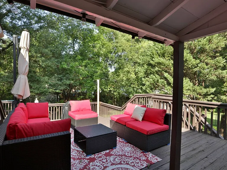 1190 Atlantic Dr NW — Photo 46