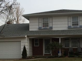 108 Ivy Ln, Long Beach, NY 11561