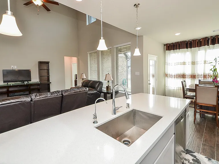 3035 Dragonlet Ln — Photo 22