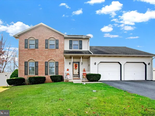 79 Oatfield Dr, Denver, PA 17517