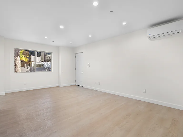 3301 S Beverly Dr #1 — Photo 8
