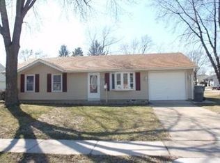 732 Dexter Ave, Romeoville, IL 60446