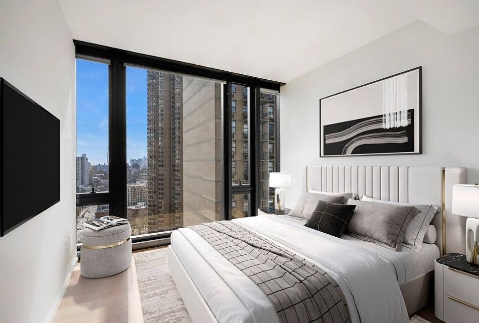1st image of 685 1st Ave Unit 4-J