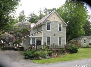 22682 Edgewood Rd, Alexandria Bay, NY 13607