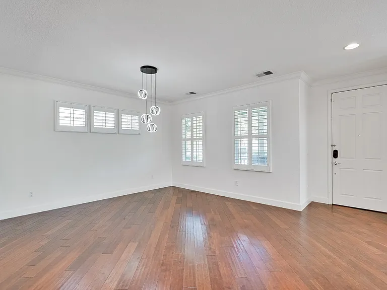 675 W Esplanade Dr — Photo 7