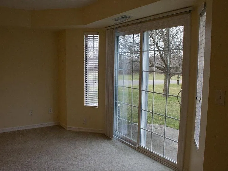 2420 Cypress Dr — Photo 8
