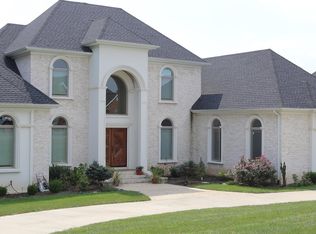 508 Autumnstone Ln, Bowling Green, KY 42103