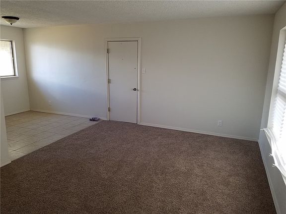 3rd image of 9541 Albany Pl