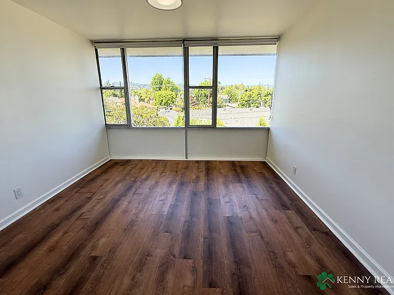 55 El Camino Real JC01 - 107 — Photo 10