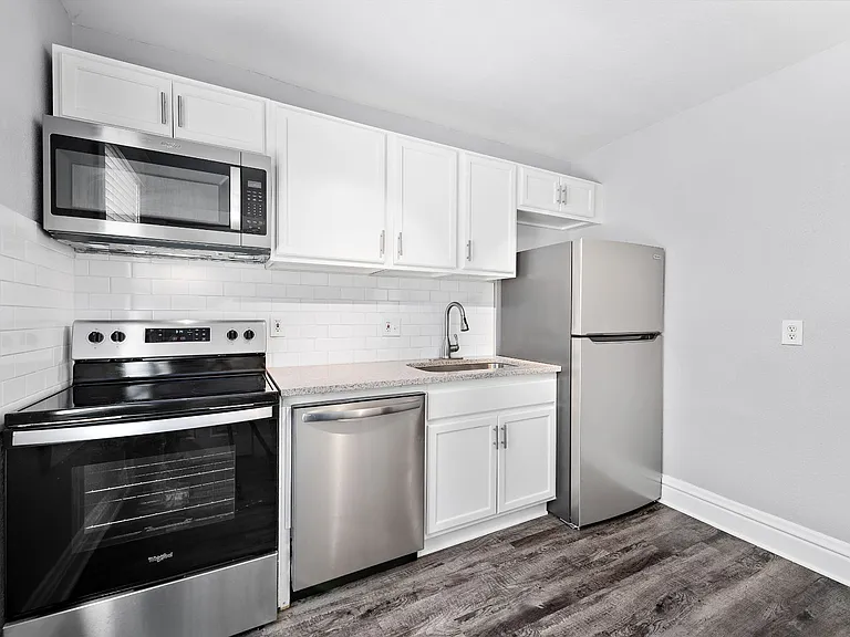 4244 Terrace St — Photo 33