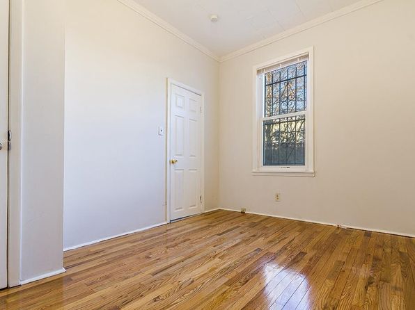 jersey-city-new-jersey-38902808 picture