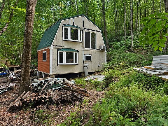 3rd image of 68 Orchard Drive