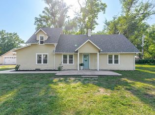 2098 N Westridge Ct, Wichita, KS 67203