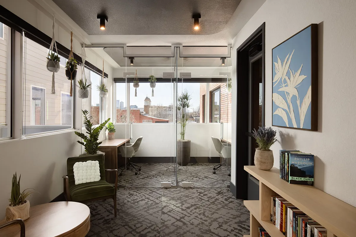 Building Photo - Accent LoHi